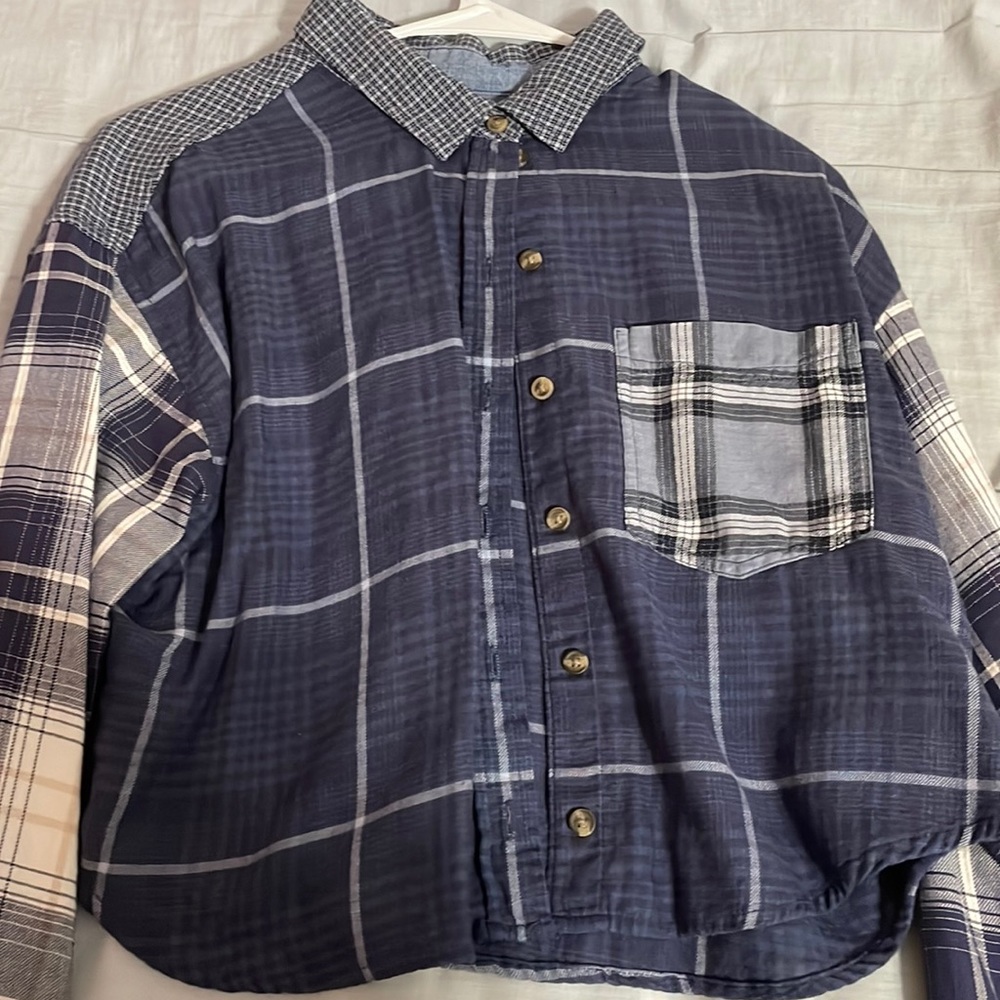 Dark and light blue shirt . American Eagle. Size Small in women